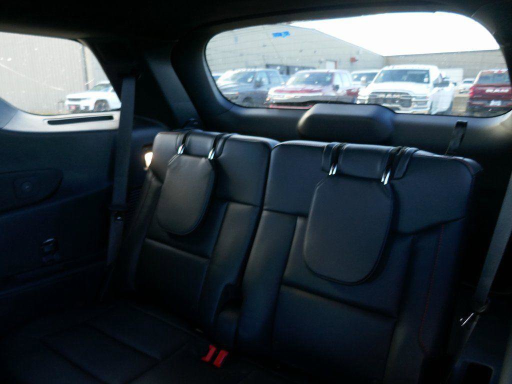 New 2026 Ford Explorer ST-Line w/ ST-Line Street Pack image 14