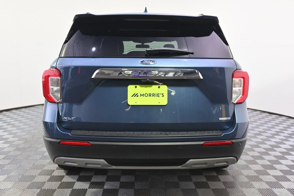 Used 2020 Ford Explorer XLT w/ Equipment Group 202A AWD/4WD image 5