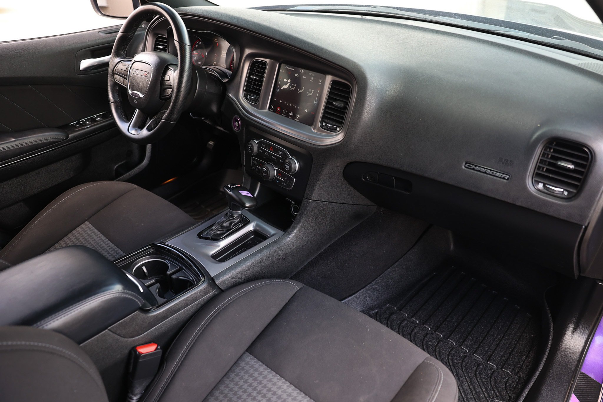 Used 2023 Dodge Charger R/T w/ Blacktop Package RWD image 20