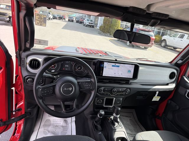 Used 2024 Jeep Gladiator Sport image 14
