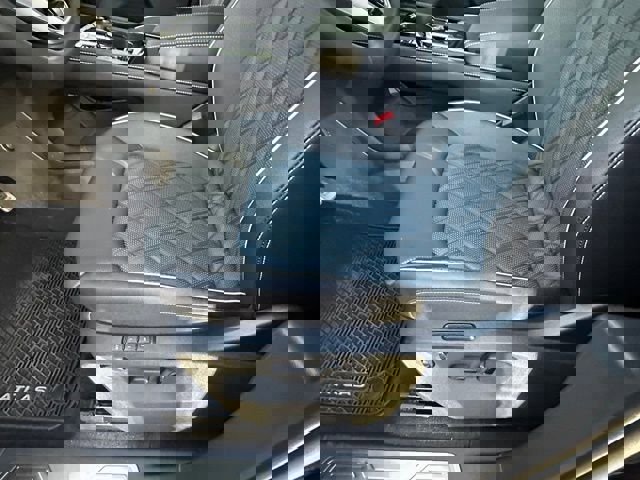 New 2026 Volkswagen Atlas Cross Sport SEL Premium R-Line image 28