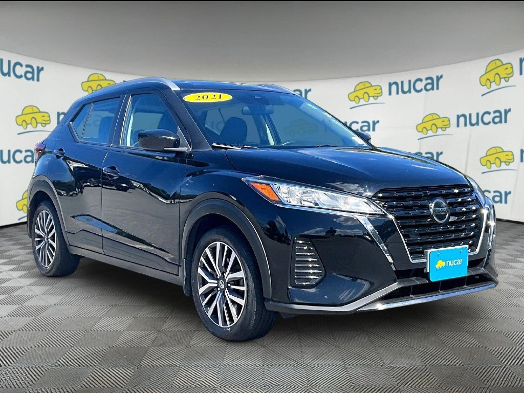 Used 2021 Nissan Kicks SV