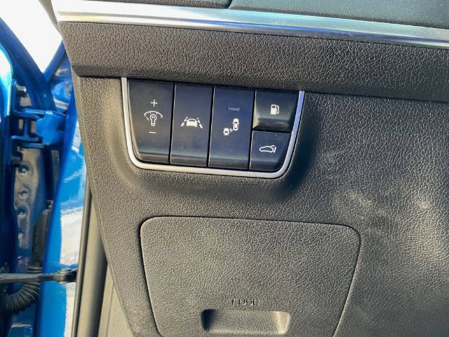 Used 2020 Kia Stinger GT2 image 23
