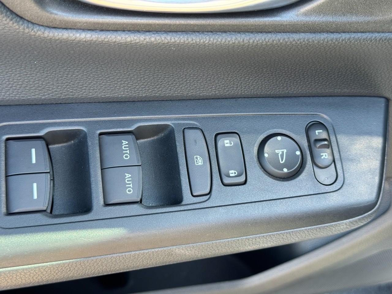 Certified 2025 Honda CR-V Sport image 20