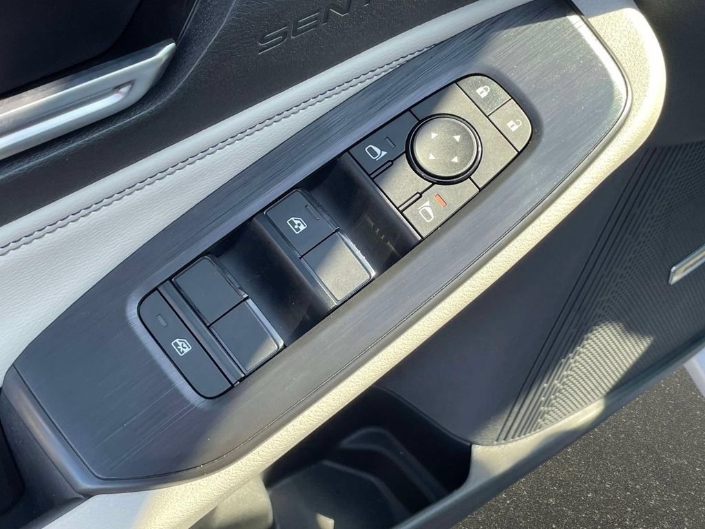 New 2026 Nissan Sentra SL w/ Floor Mat Package FWD image 18