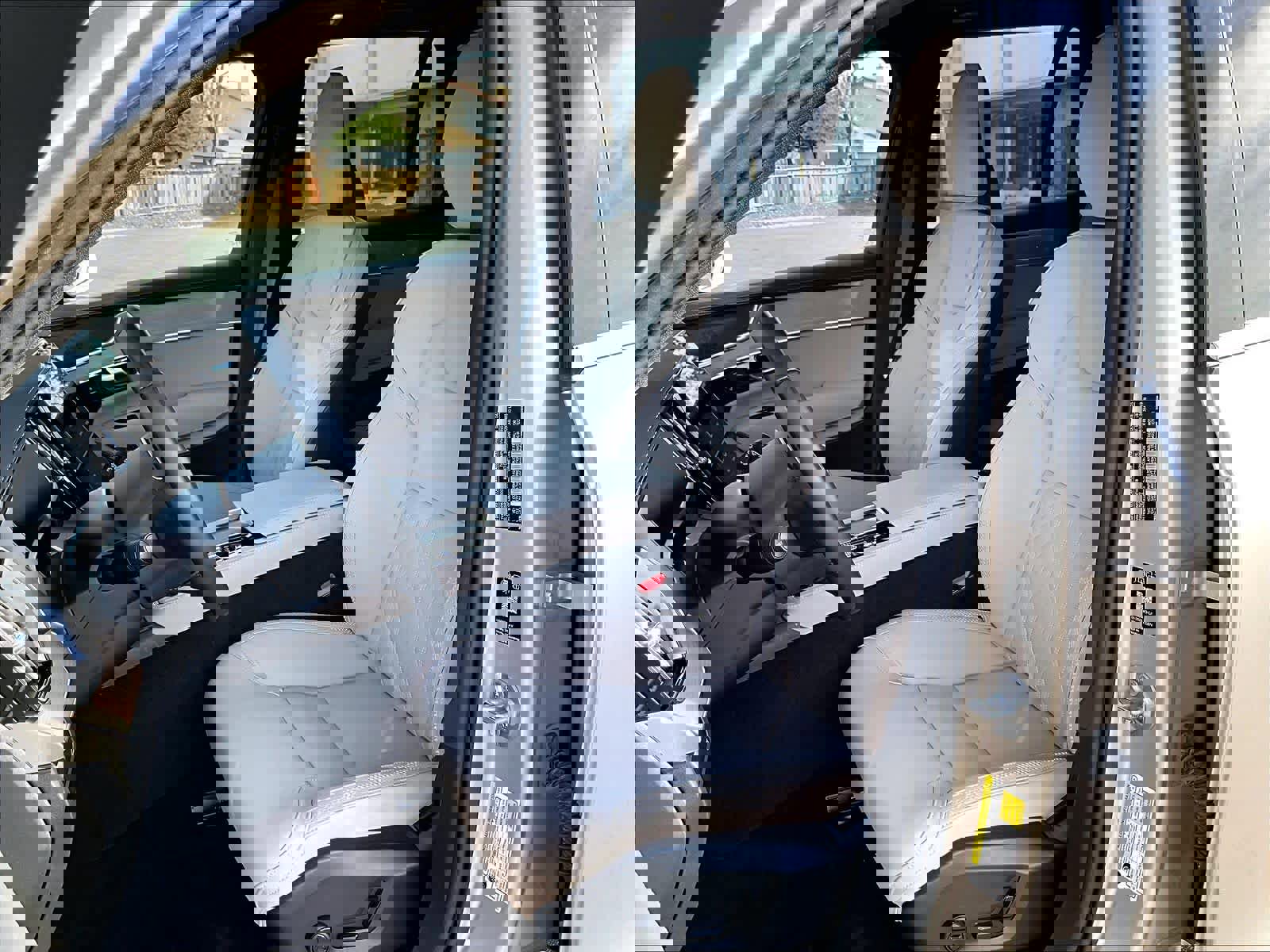 Used 2026 Volvo XC90 B5 Plus image 28