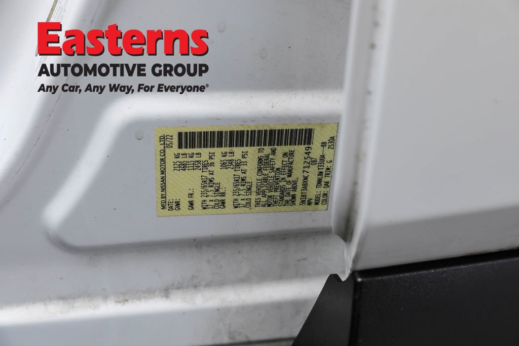 Used 2022 Nissan Rogue S image 35