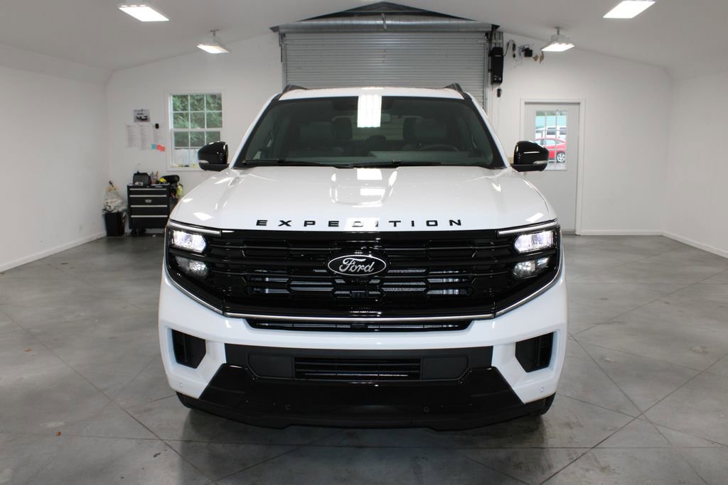 New 2025 Ford Expedition Platinum w/ Stealth Performance Package image 2