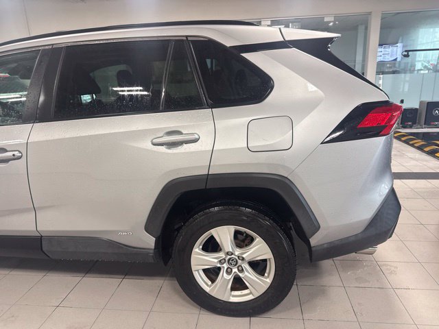 Used 2020 Toyota RAV4 XLE w/ Convenience Package AWD/4WD image 8