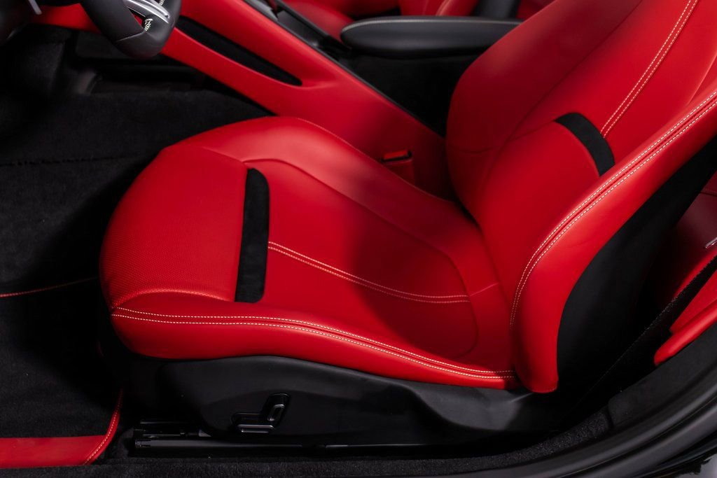 Certified 2024 Ferrari Roma Spider RWD image 40