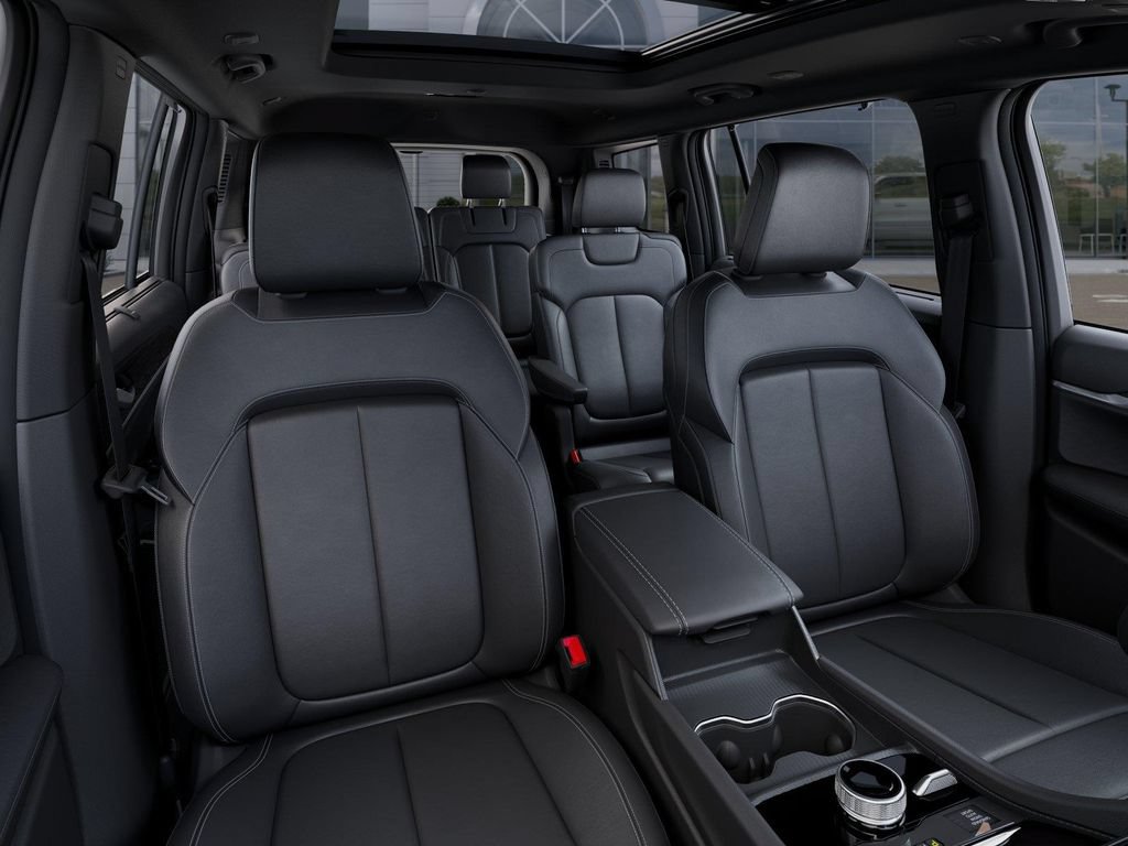 New 2026 Jeep Grand Cherokee L Limited w/ Luxury Tech Group II AWD/4WD image 16