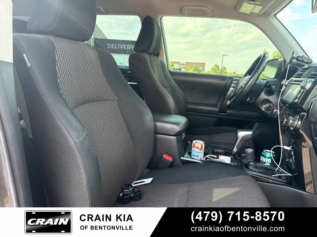 Used 2018 Toyota 4Runner TRD Off-Road AWD/4WD image 12