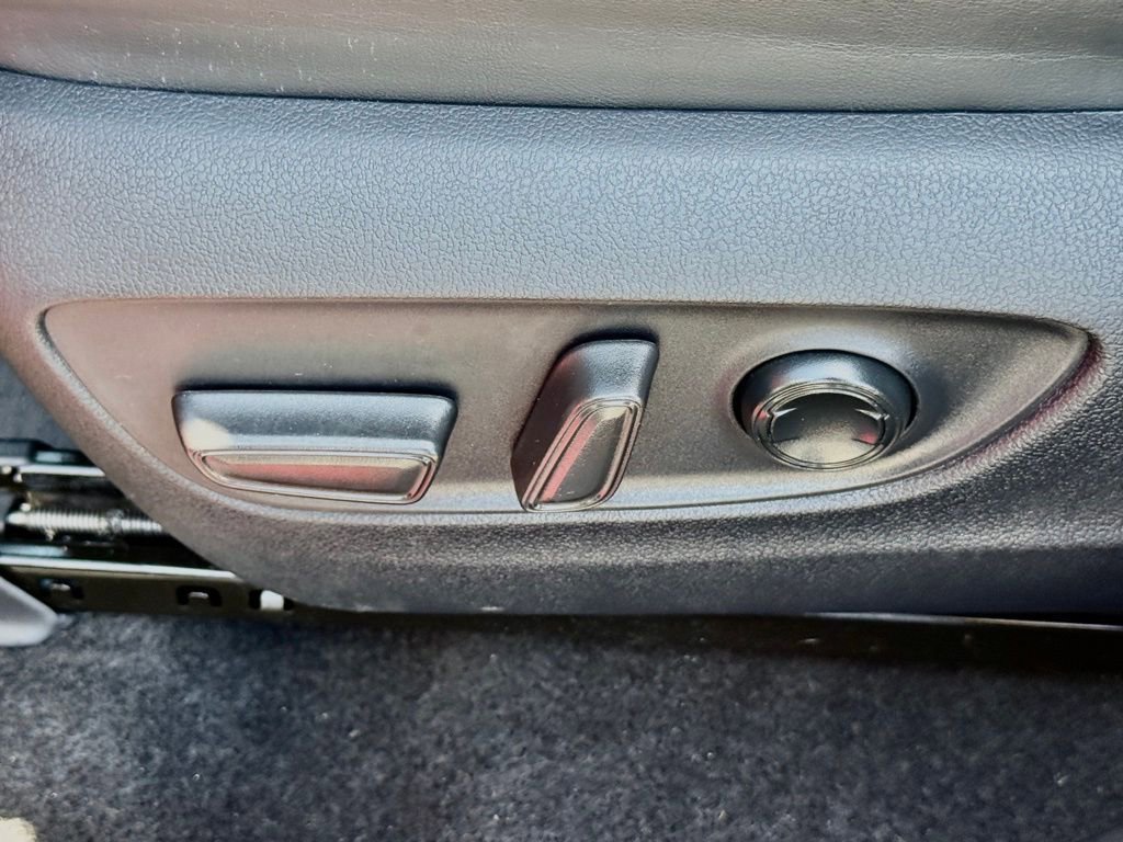 Certified 2021 Toyota RAV4 Limited FWD image 21
