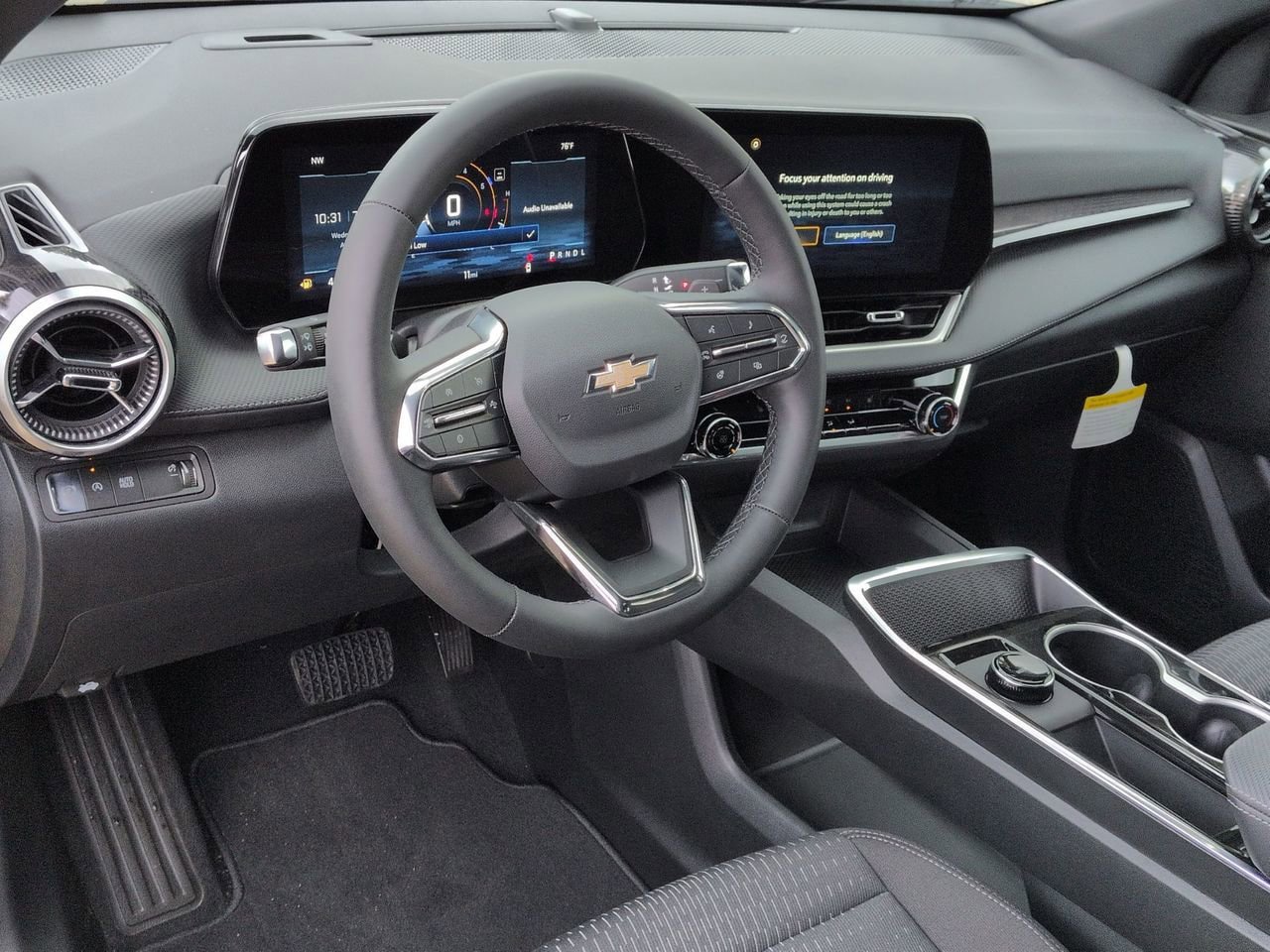 New 2026 Chevrolet Equinox LT w/ Safety and Technology Package FWD image 9