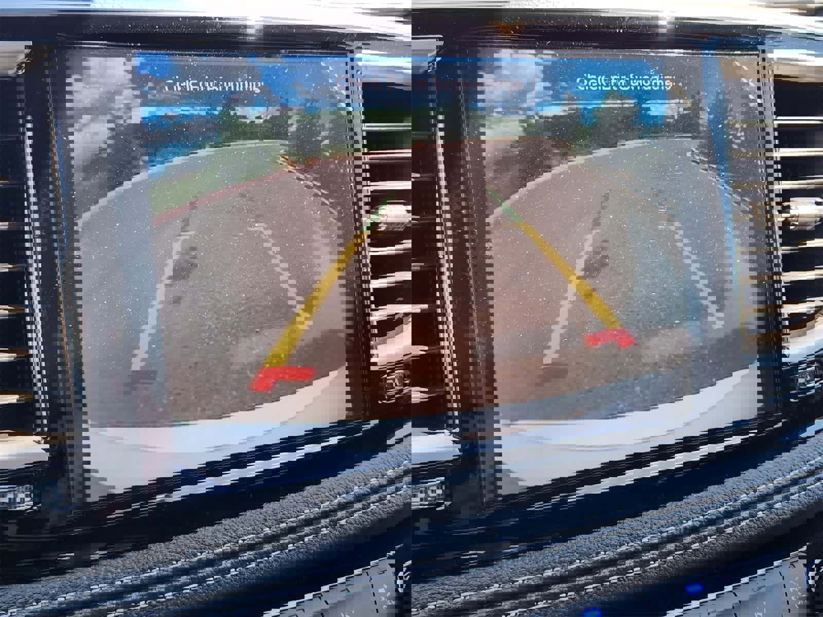 New 2025 Chrysler Pacifica Select w/ Fav Edition Package image 15