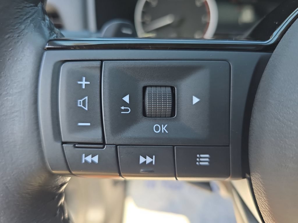 Used 2021 Nissan Rogue SV w/ Premium Package AWD/4WD image 20