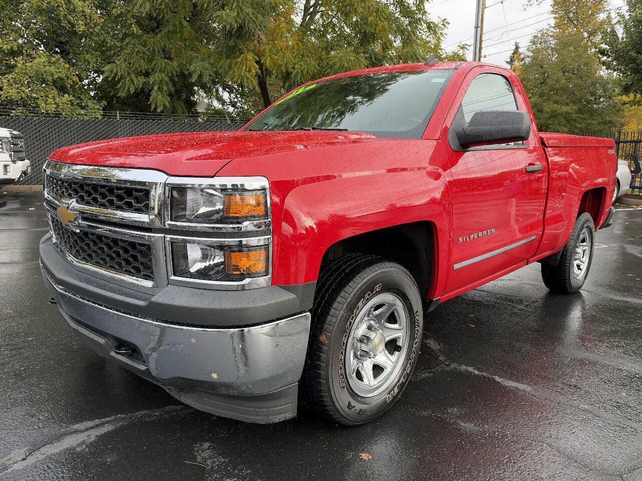 Used 2014 Chevrolet Silverado 1500 W/T w/ Trailering Package AWD/4WD image 1