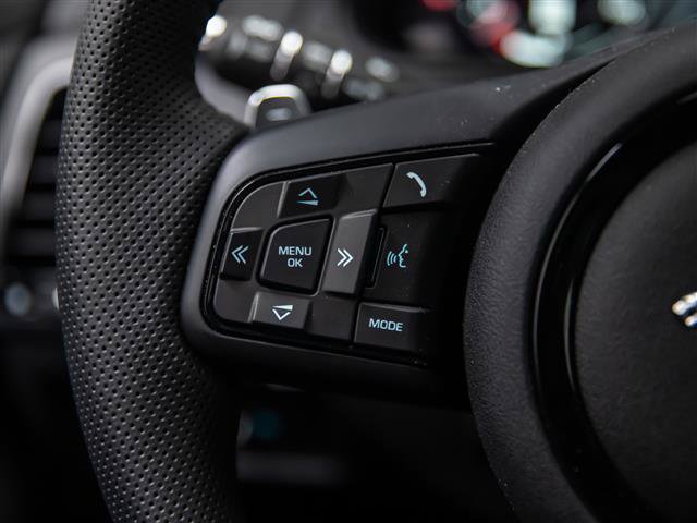 Used 2024 Jaguar F-TYPE R AWD/4WD image 21