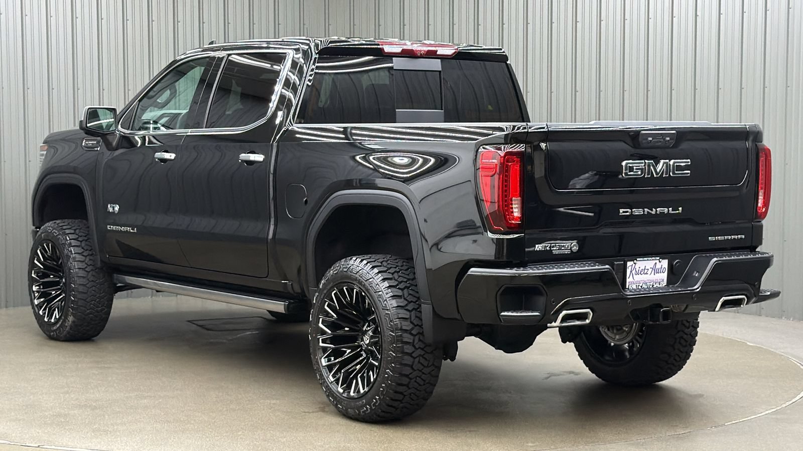 Used 2026 GMC Sierra 1500 Denali Ultimate AWD/4WD image 3
