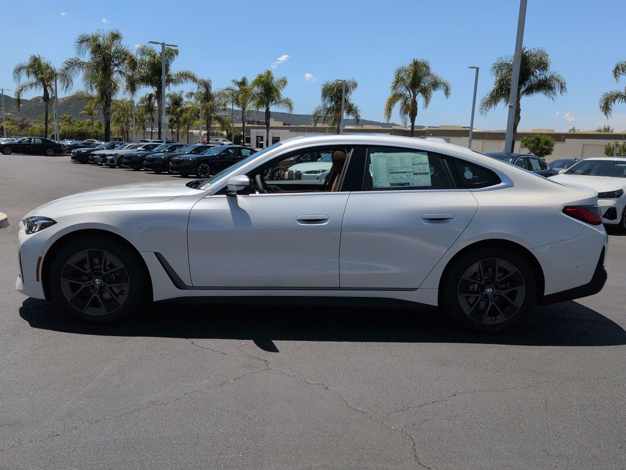 New 2026 BMW i4 eDrive40 w/ Parking Assistance Package RWD image 7