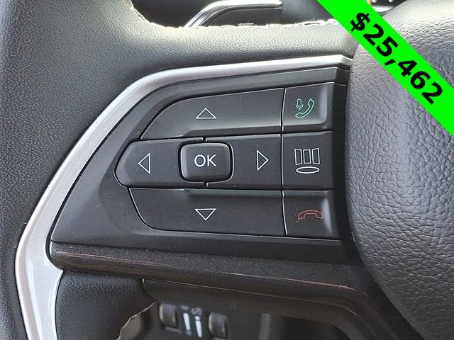 Certified 2023 Jeep Grand Cherokee Laredo image 22