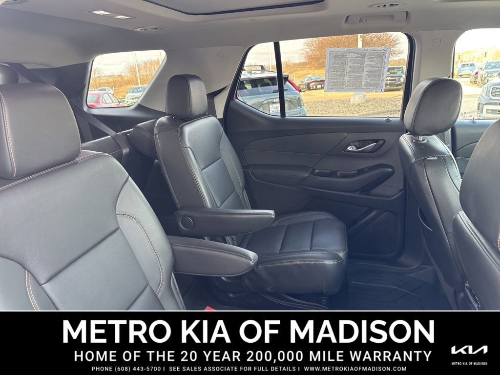 Used 2020 Chevrolet Traverse LT w/ LT Premium Package image 36