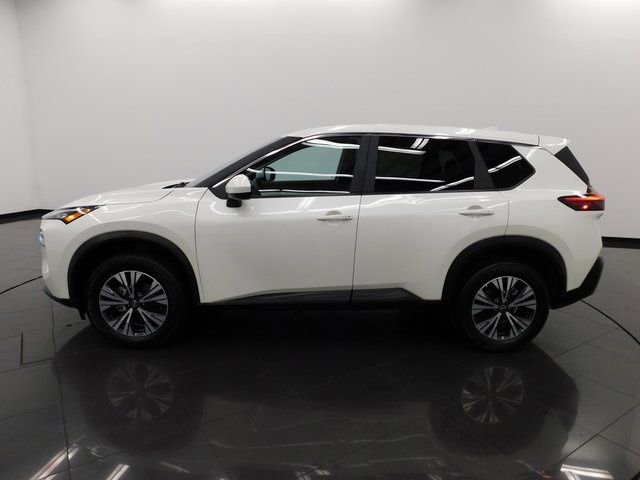 Certified 2023 Nissan Rogue SV image 5