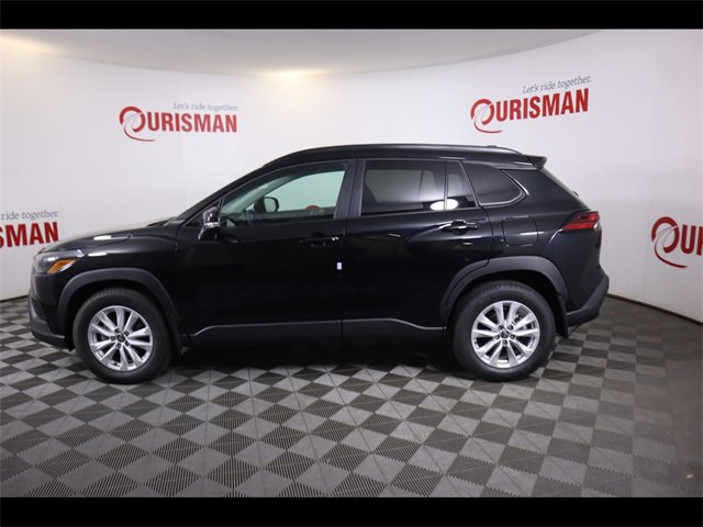 Used 2026 Toyota Corolla Cross LE image 10