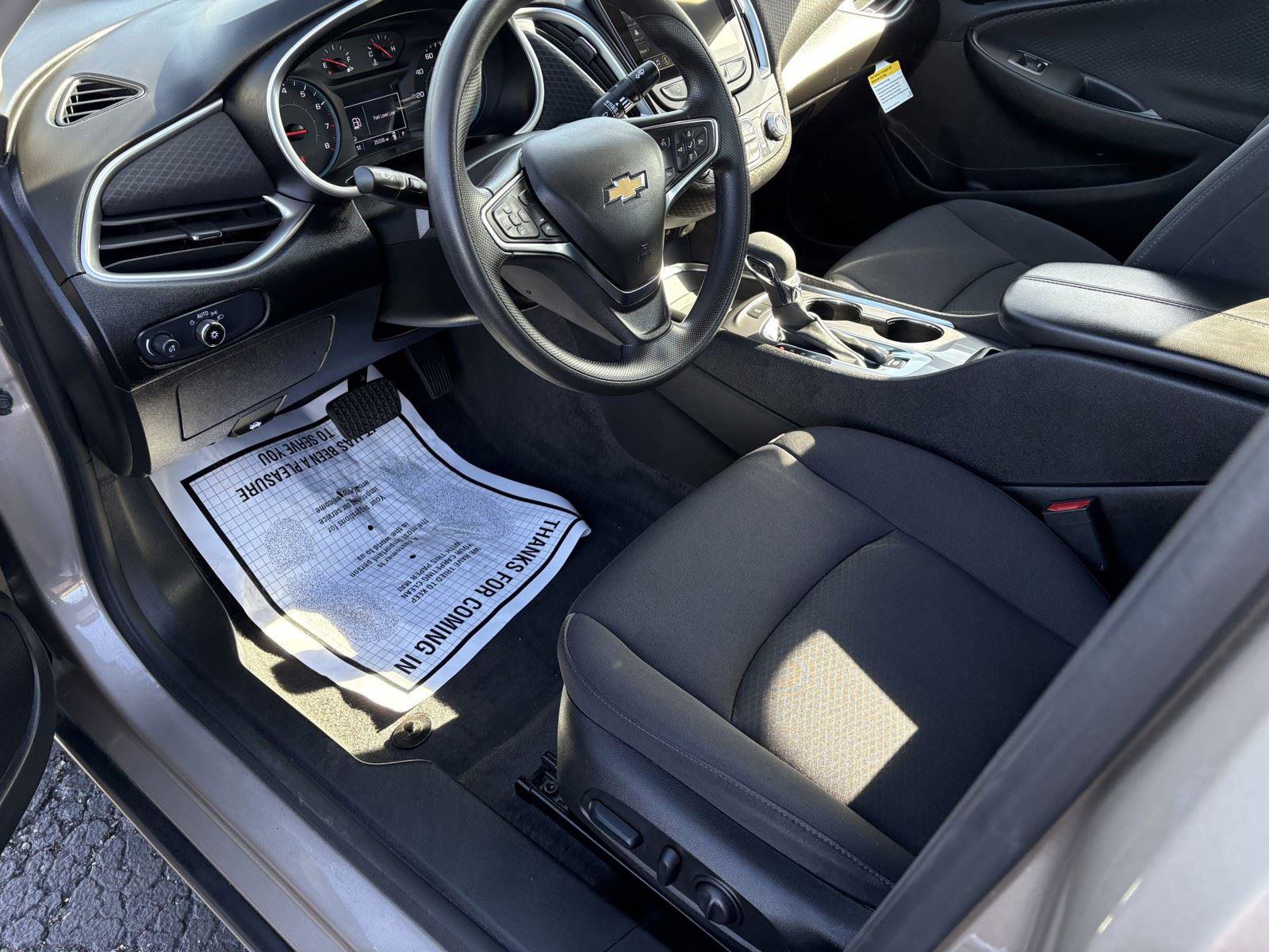 Used 2024 Chevrolet Malibu LT image 14
