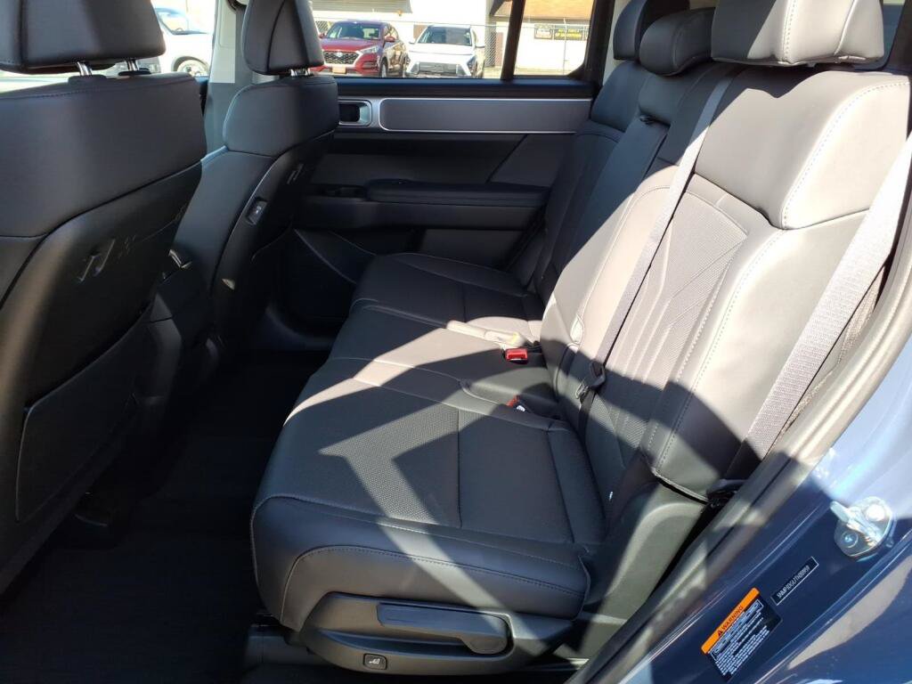 New 2026 Hyundai Santa Fe XRT AWD/4WD image 6