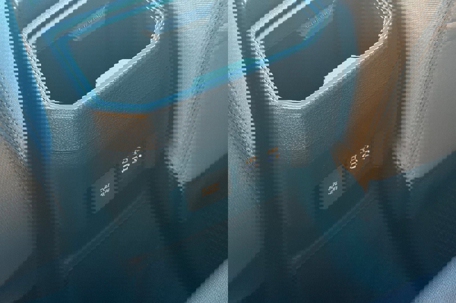 New 2025 Toyota Tacoma TRD Off-Road image 15