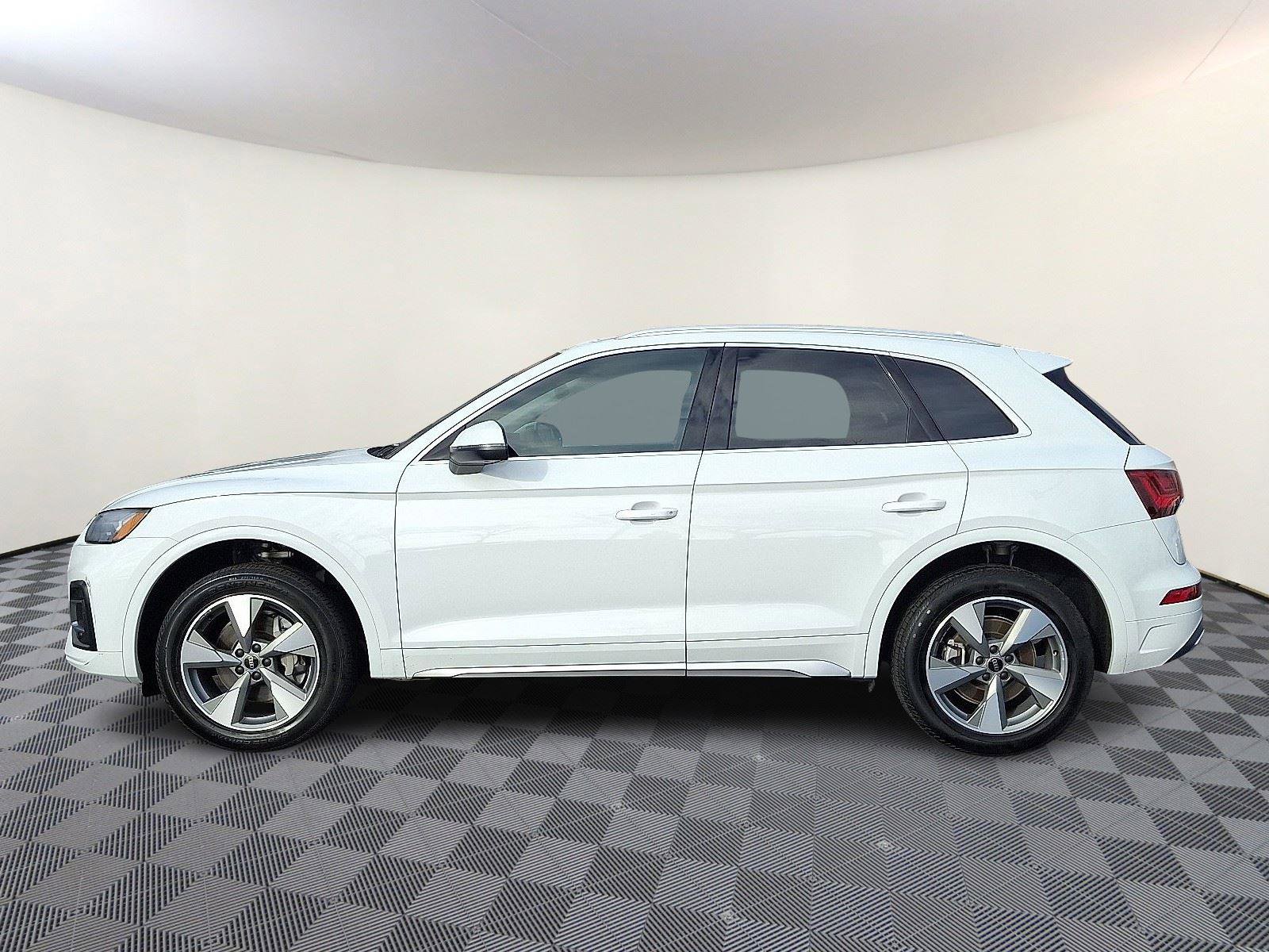 Used 2024 Audi Q5 2.0T Premium Plus image 5