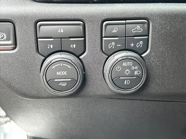 Certified 2025 Chevrolet Silverado 2500 LT w/ Trail Boss Package AWD/4WD image 23