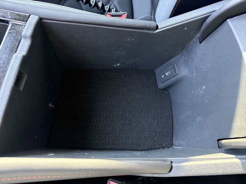 Used 2025 Volkswagen Atlas Peak Edition SE image 41