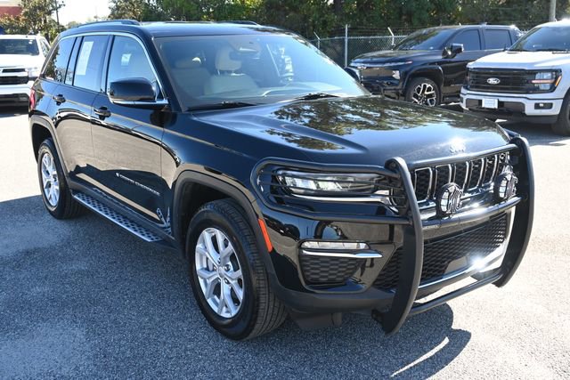 Used 2023 Jeep Grand Cherokee Limited image 7