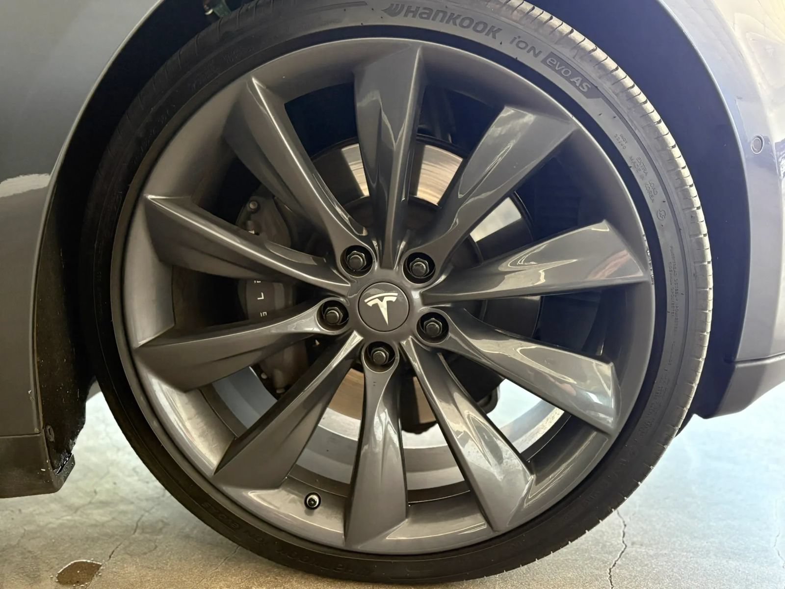 Used 2015 Tesla Model S 85D AWD/4WD image 5