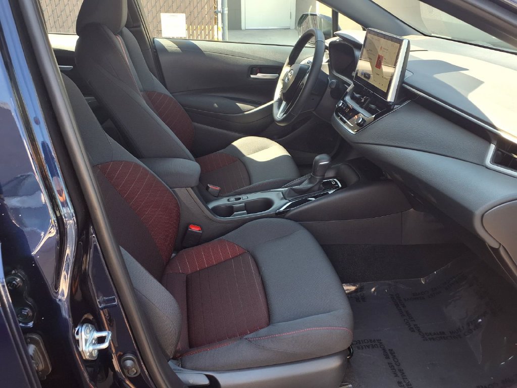 Certified 2026 Toyota Corolla SE w/ SE Package FWD image 36