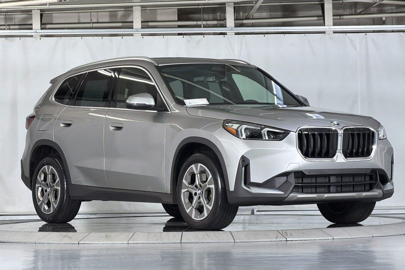 Used 2023 BMW X1 xDrive28i w/ Convenience Package AWD/4WD image 34