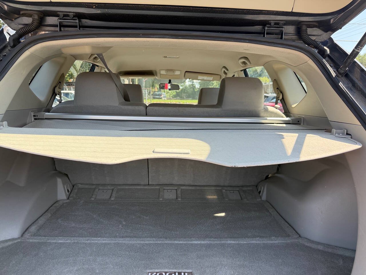 Used 2014 Nissan Rogue S w/ Convenience Package AWD/4WD image 14