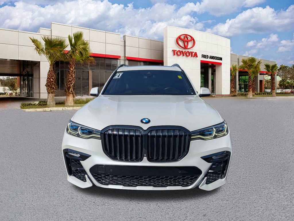 Used 2021 BMW X7 M50i w/ Dynamic Handling Package image 9
