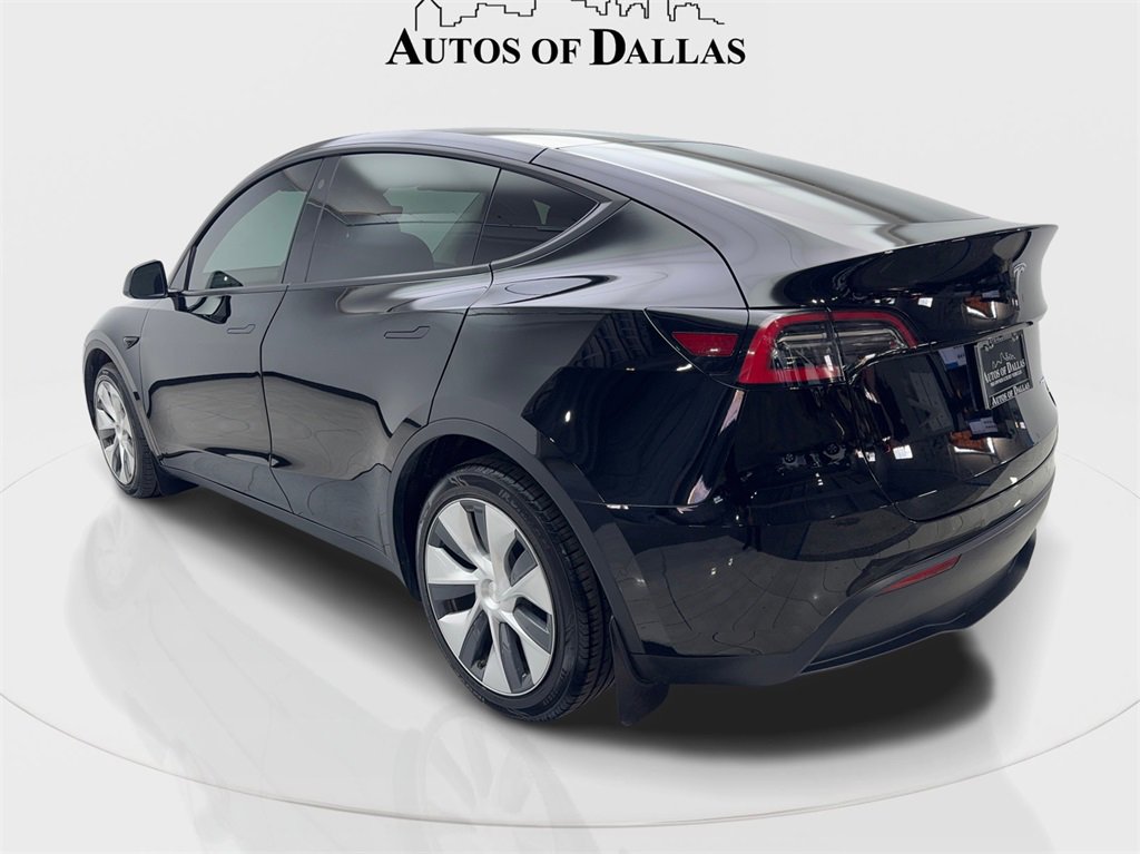 Used 2021 Tesla Model Y Long Range image 9