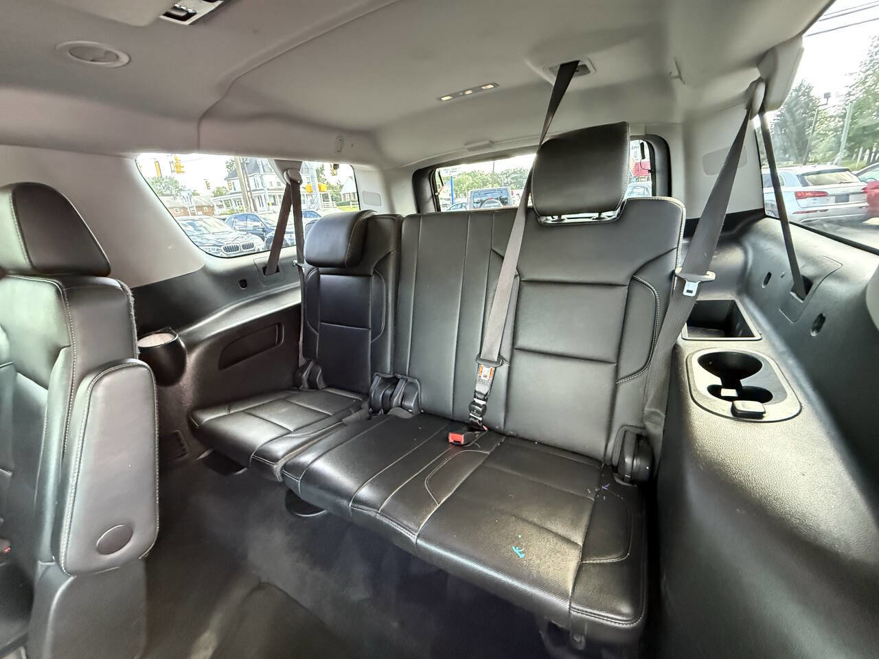 Used 2017 Chevrolet Suburban Premier image 7