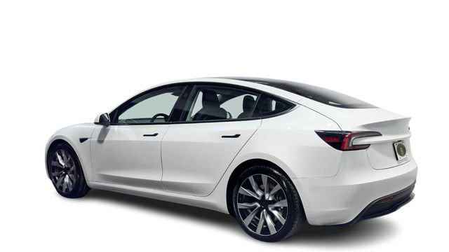 Used 2024 Tesla Model 3 Standard Range RWD image 4