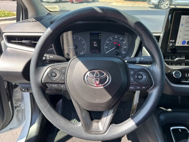 Used 2023 Toyota Corolla LE image 18