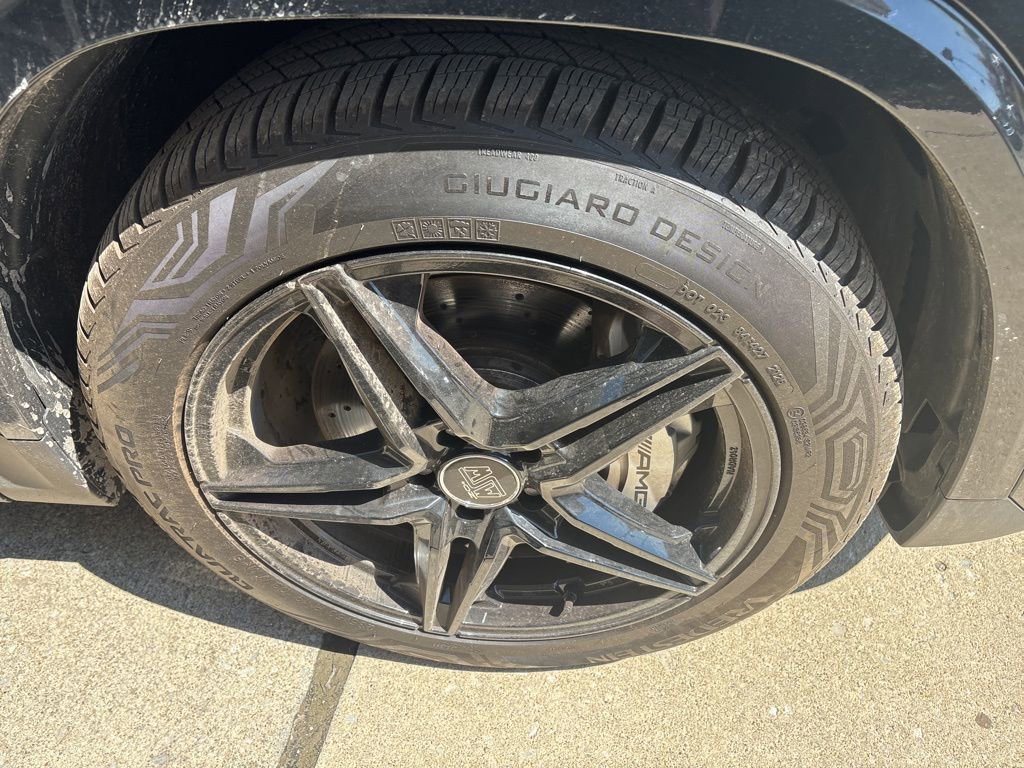 Used 2024 Mercedes-Benz GLA 35 AMG 4MATIC image 8