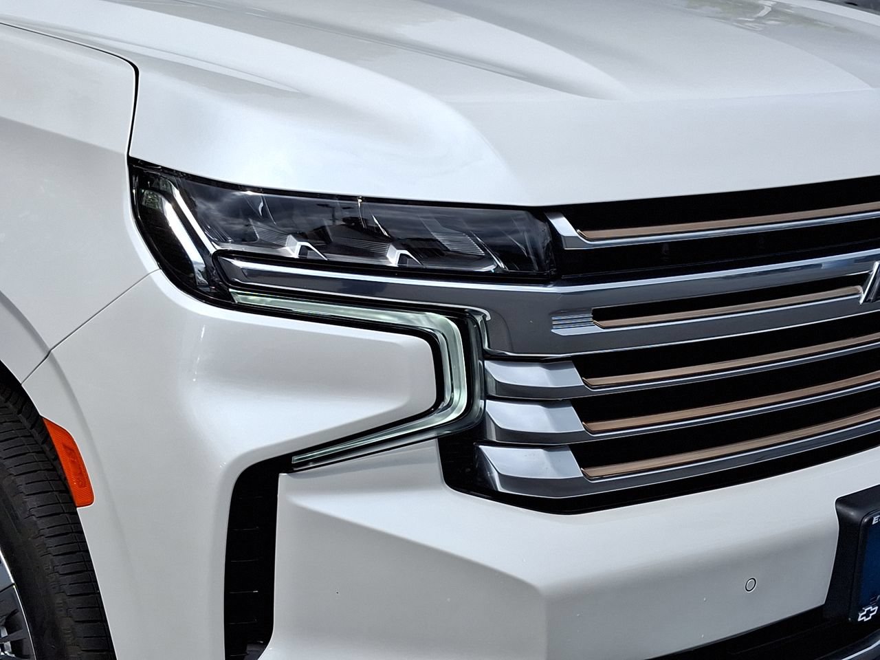 Used 2024 Chevrolet Suburban High Country AWD/4WD image 28