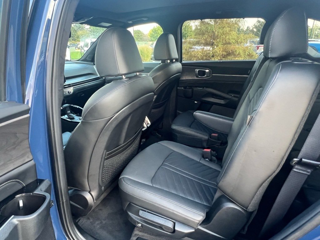 Used 2025 Kia Sorento SX Prestige AWD/4WD image 5