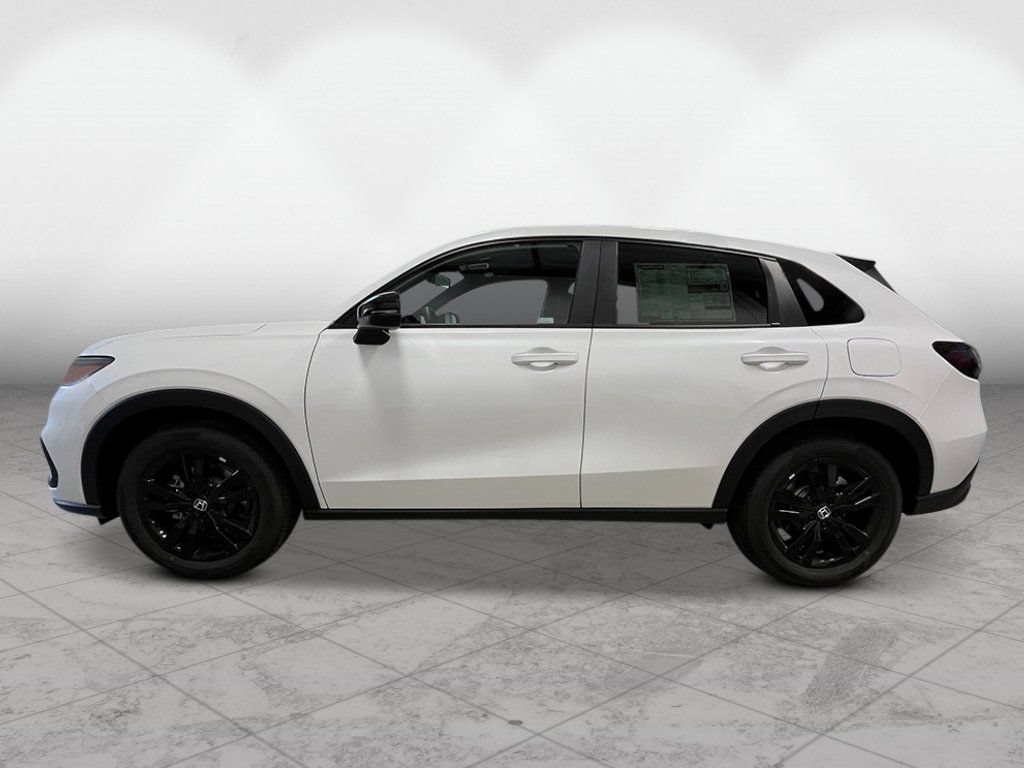 New 2027 Honda HR-V Sport image 2