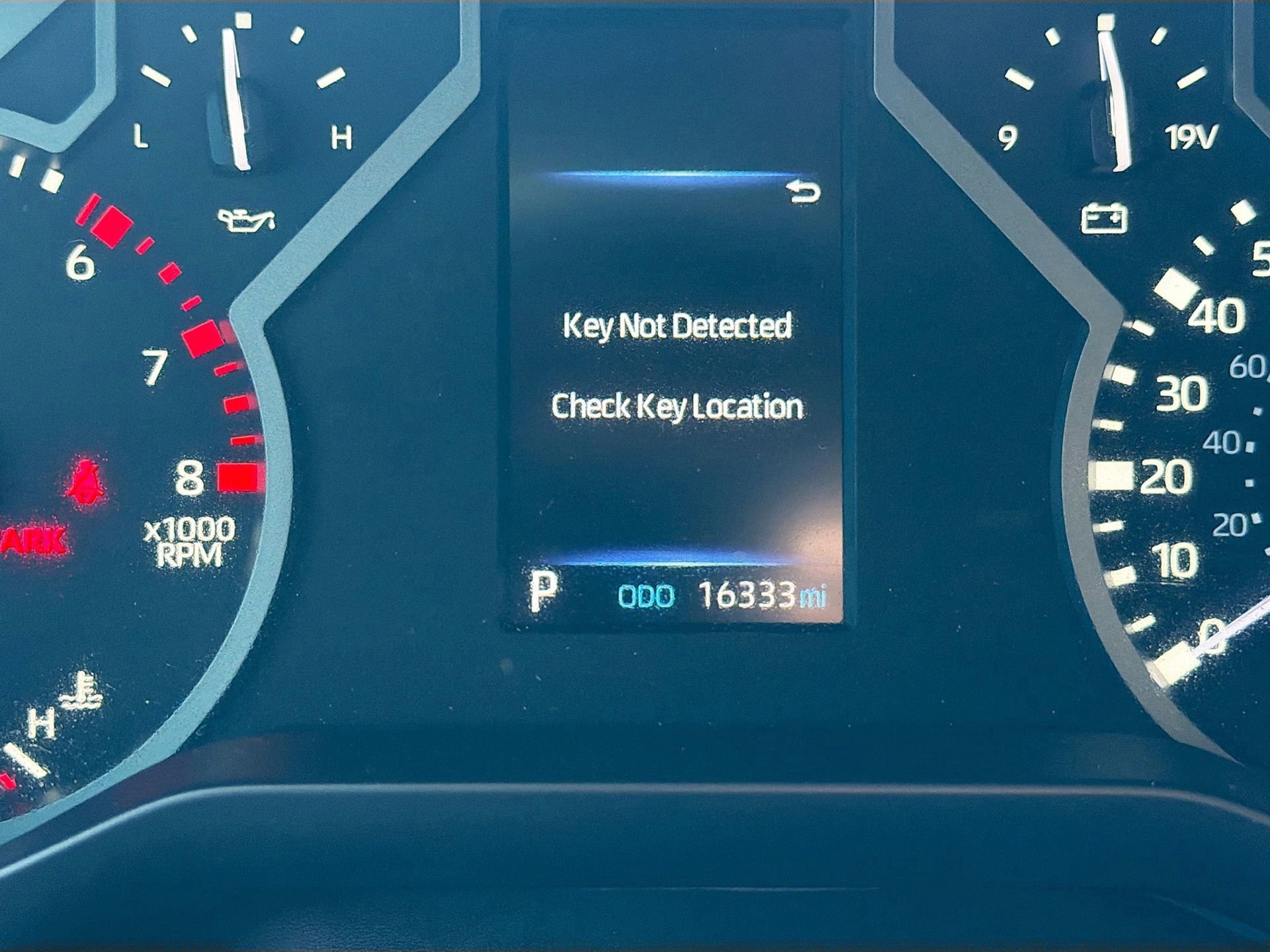Used 2024 Toyota Tundra SR5 w/ SR5 Premium Package image 8