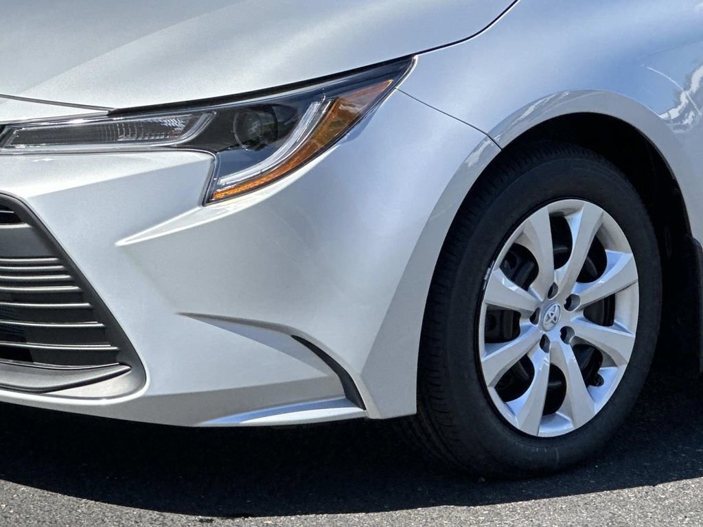 New 2026 Toyota Corolla LE FWD image 7